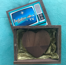 Load image into Gallery viewer, Heart shaped wooden 32GB or 16GB USB Flash Drive Memory Stick (+ Bonus videos)